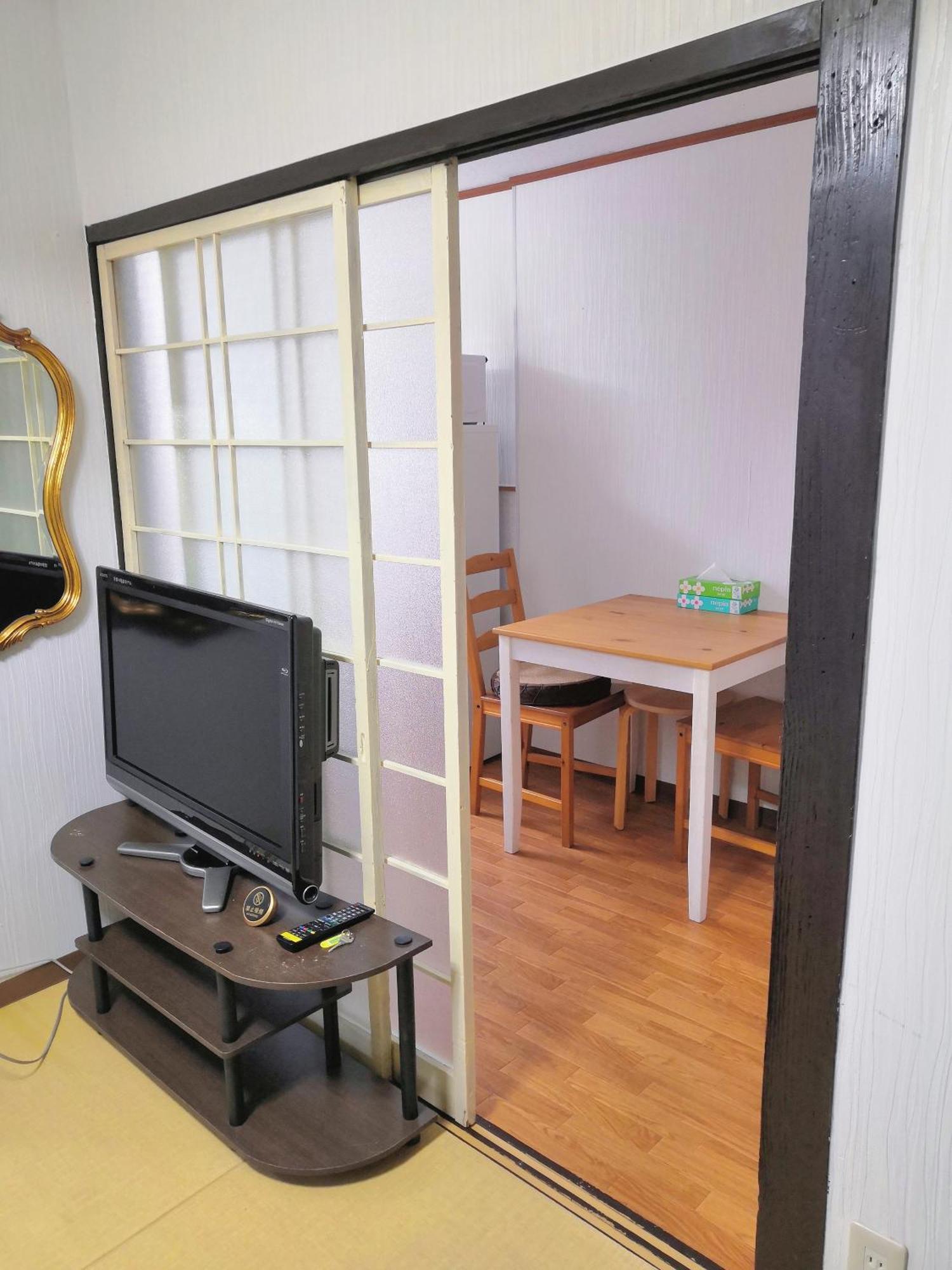 Nippori Osaka Nishi-Tengachaya Guesthouse西天下茶屋アパートメント Екстериор снимка